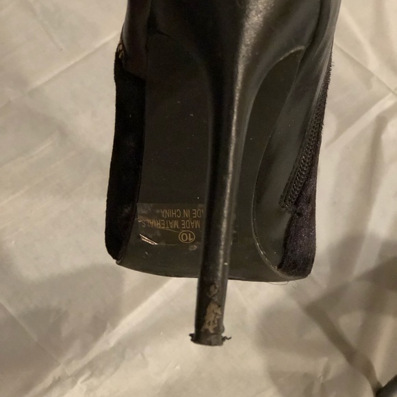 Zip Up Booties - Picture 6 of 6